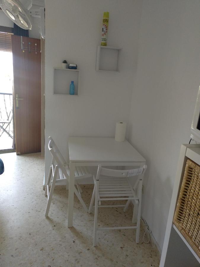 Estudio Capitan-piscina Denia