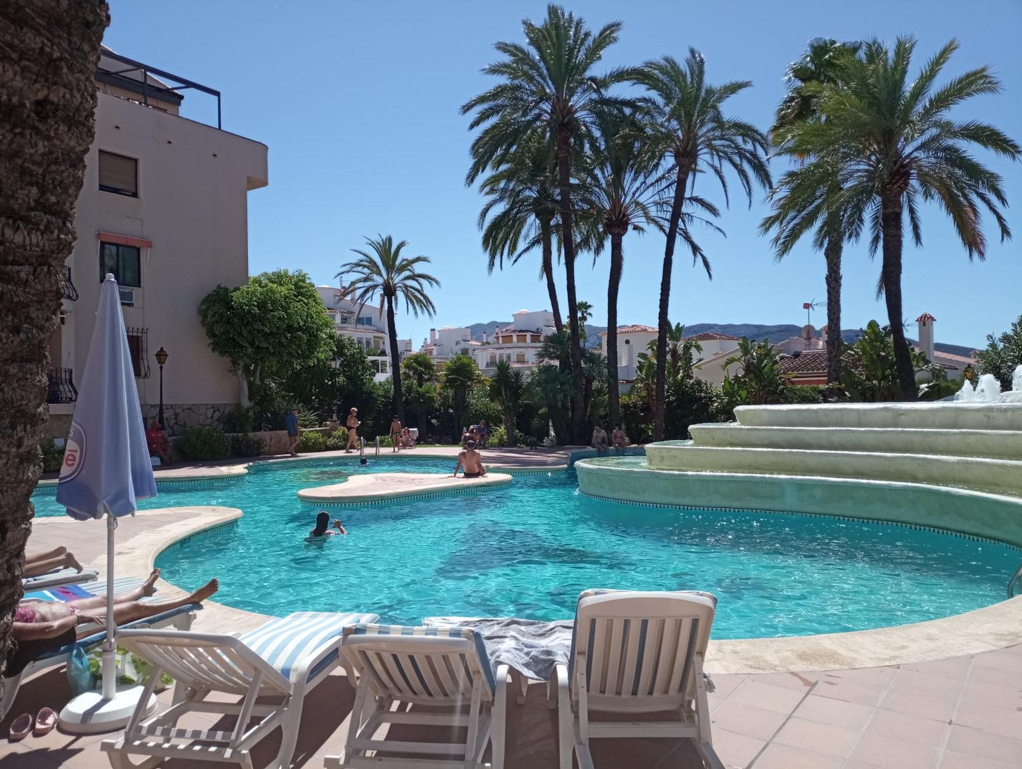 Estudio Capitan-piscina Dénia